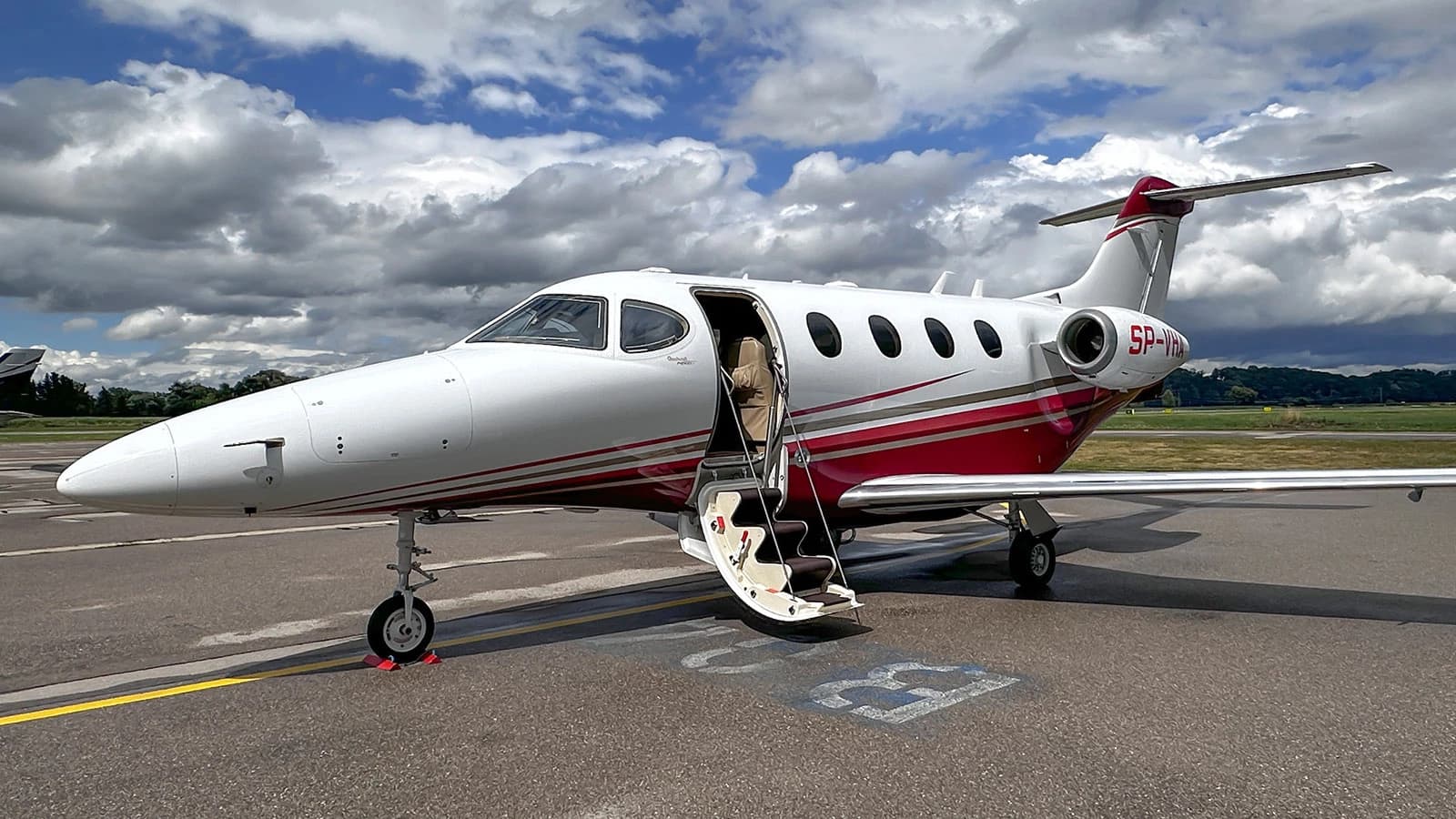 Beechcraft Premier 1A image 2